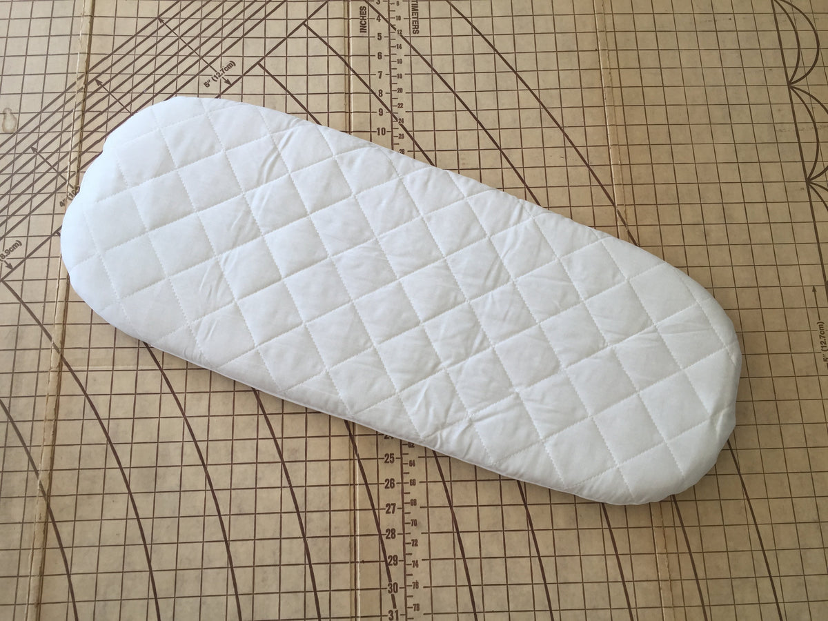 Redsbaby Jive or Metro carrycot Waterproof Mattress Protector