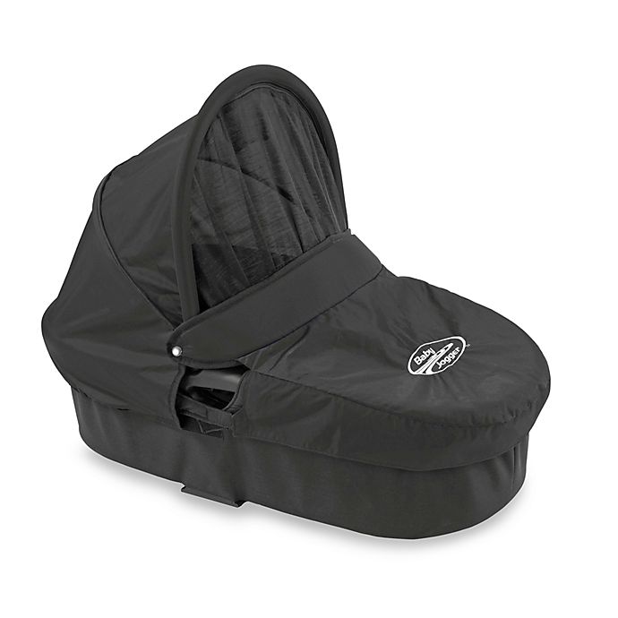 To fit the Baby Jogger Hard Bassinette
