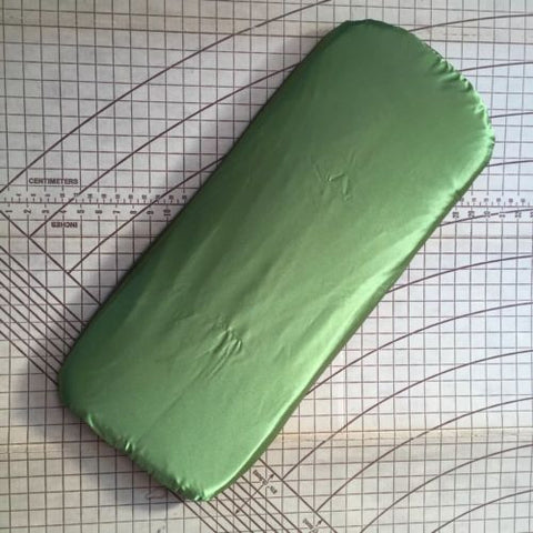 Bugaboo Cameleon Bassinet W/proof Mattress Protector W/Built In Sheet GreenSatin