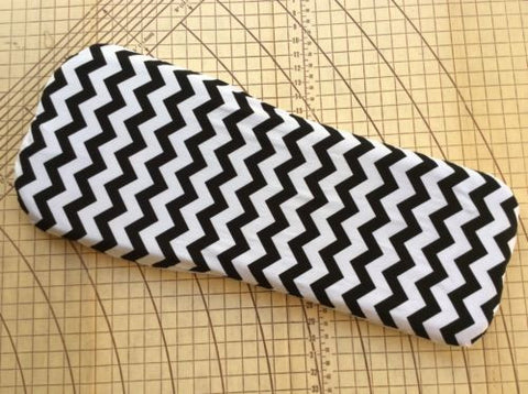 Bugaboo frog fitted sheet for carrycot bassinet Black and white chevron